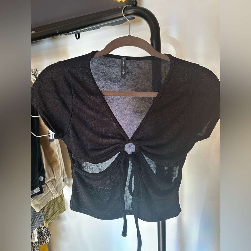 Y2K cutout top.